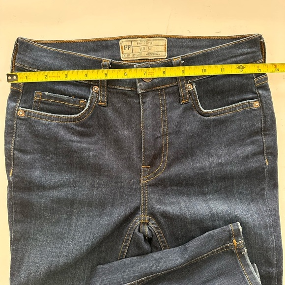 Free People Busted Knee Skinny Jeans - Picture 9 of 10